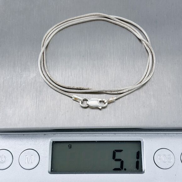 Vintage Italy Sterling Silver 925 1.2mm Snake Chain Necklace 18" - Picture 3 of 3